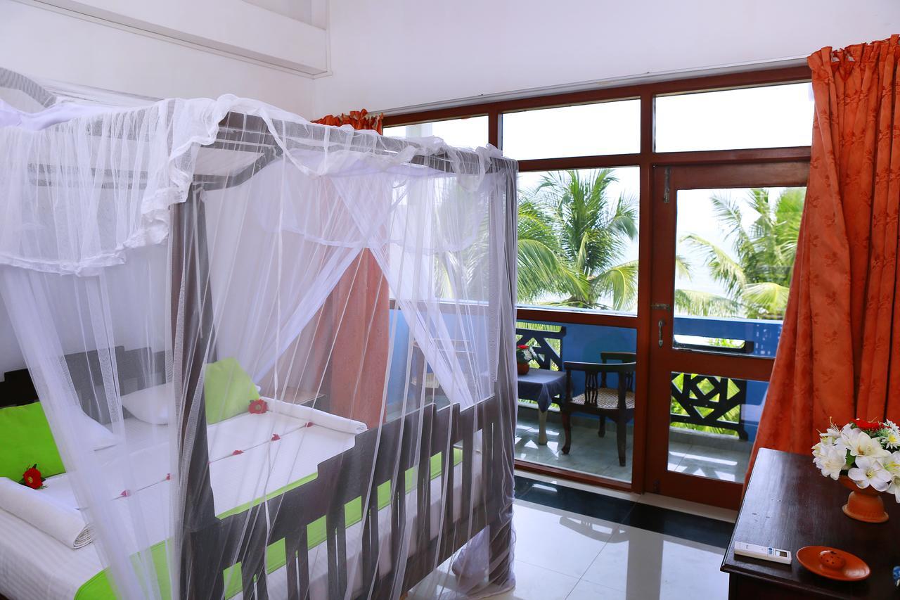 Southern Star Hotel Bentota Exterior foto