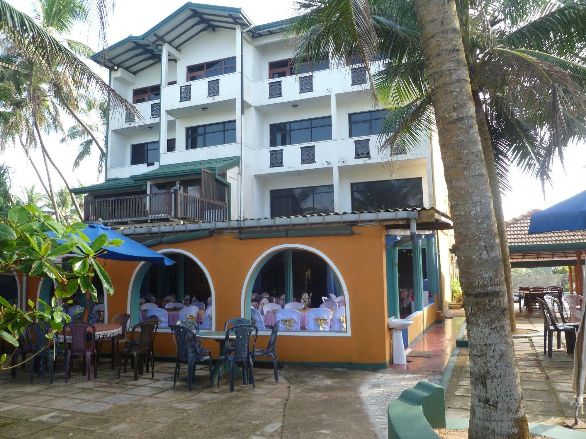 Southern Star Hotel Bentota Exterior foto